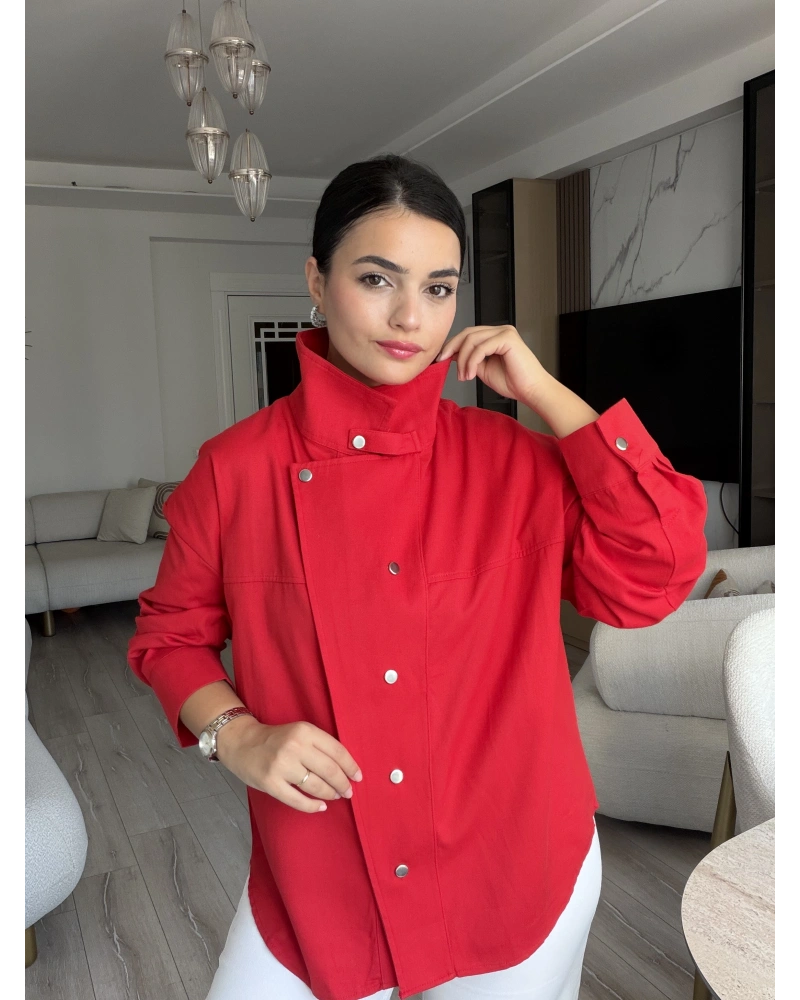 Düğmeli Kırmızı Ceket