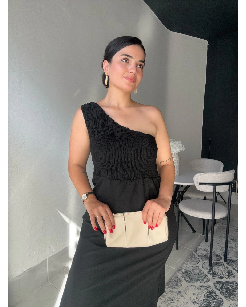 Tek Omuz Siyah Elbise