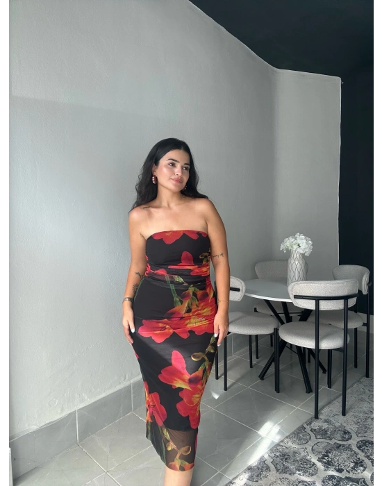 Çiçek Desenli Straplez Elbise