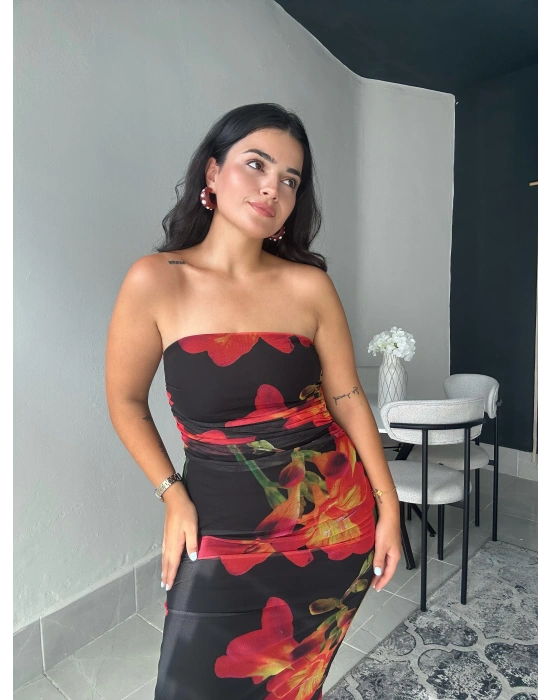 Çiçek Desenli Straplez Elbise