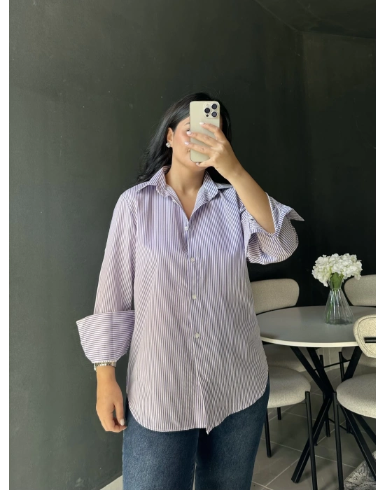 Lila Çizgili Gömlek