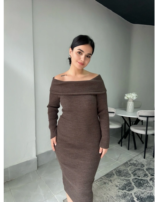 Madonna Yaka Kahverengi Triko Elbise