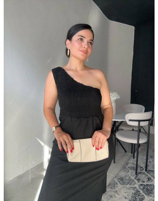 Tek Omuz Siyah Elbise