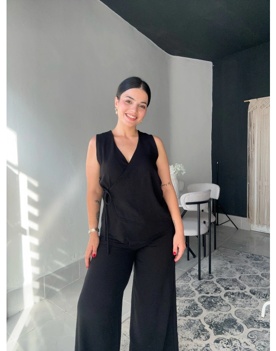 Yandan Bağlamalı Siyah Takım