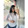 Dantel Kollu Beyaz Tişört