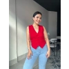 Düğmeli Kırmızı Yelek