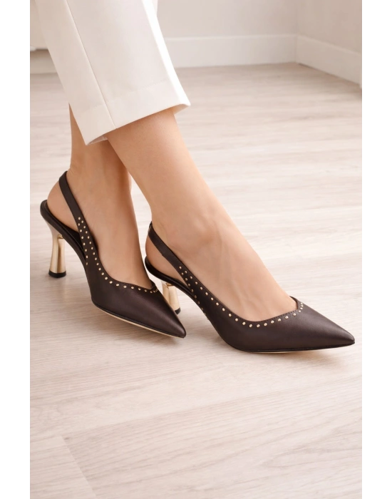 Kadın Sivri Burun Zımbalı Slingback İnce Topuk Ayakkabı