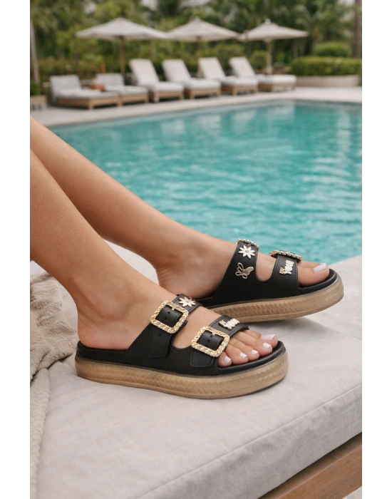 Premium Görünüm: Çiçek Detaylı Taşlı Tokalı Kadın Terlik