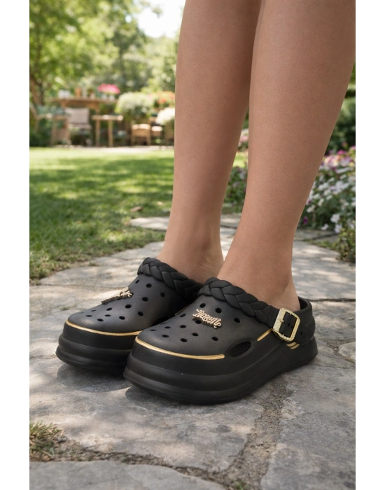 Kadın Örgü Tokalı Bantlı Sabo Terlik Henüz Yorum Yazılmamış.