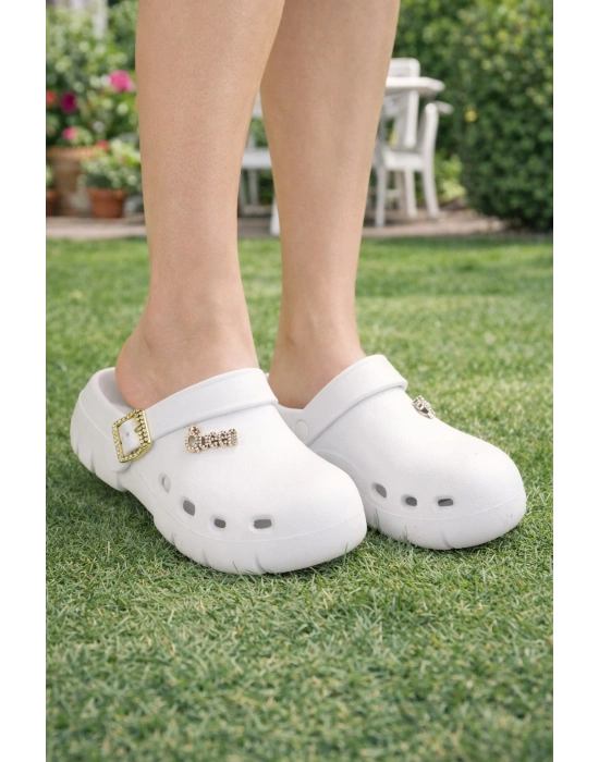 Kadın Delikli Konfor Sabo Terlik – Tokalı Bantlı