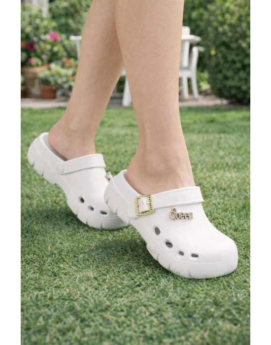 Kadın Delikli Konfor Sabo Terlik – Tokalı Bantlı