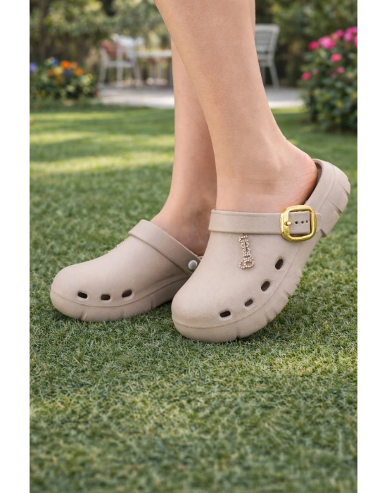 Kadın Delikli Konfor Sabo Terlik – Tokalı Bantlı