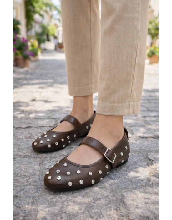 Kadın Taşlı Tokalı Bantlı Babet Ayakkabı