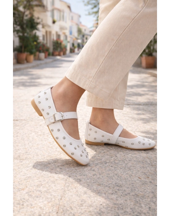 Kadın Taşlı Tokalı Bantlı Babet Ayakkabı