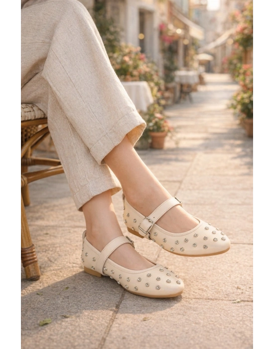 Kadın Taşlı Tokalı Bantlı Babet Ayakkabı