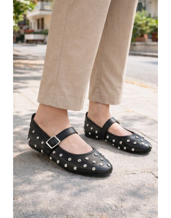 Kadın Taşlı Tokalı Bantlı Babet Ayakkabı