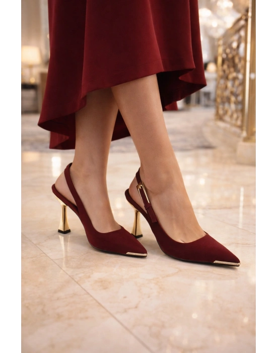 Kadın Altın Taş Burun Detaylı Topuklu Ayakkabı