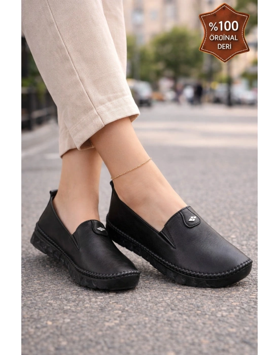 Kadın Ortopedik Deri Loafer Ayakkabı – Esnek ve Hafif, Kaymaz Taban