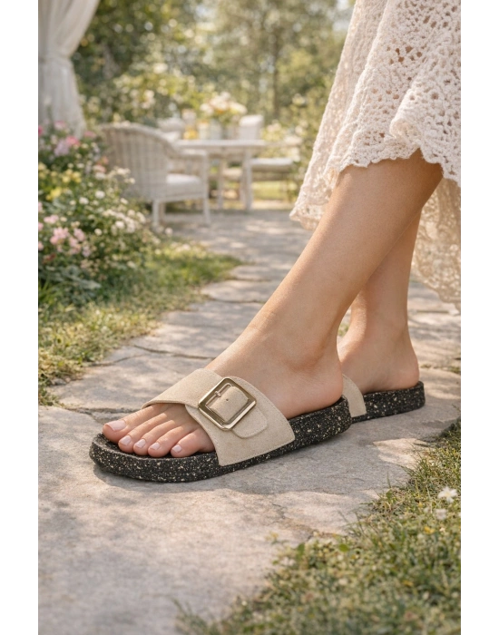 Kadın Süet Görünümlü Tek Tokalı Terlik – Rahat Terlik