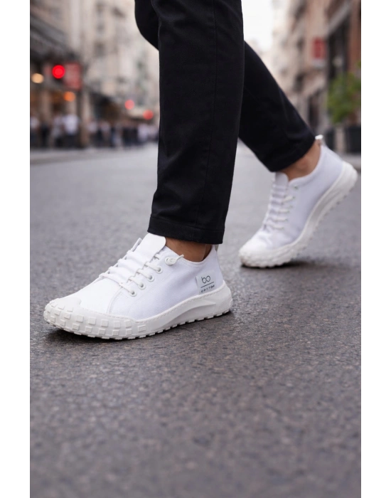 Erkek Günlük Sneaker – Modern Tasarım, Konforlu Taban
