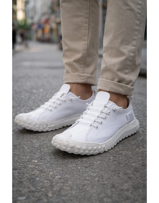 Erkek Günlük Sneaker – Modern Tasarım, Konforlu Taban