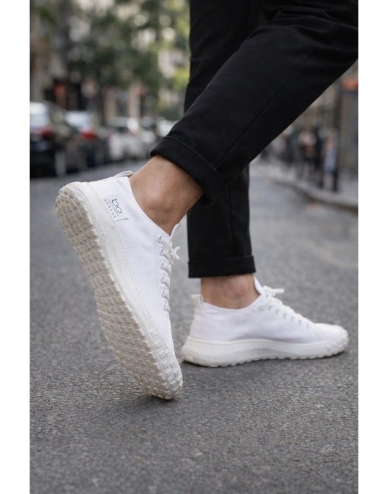 Erkek Günlük Sneaker – Modern Tasarım, Konforlu Taban