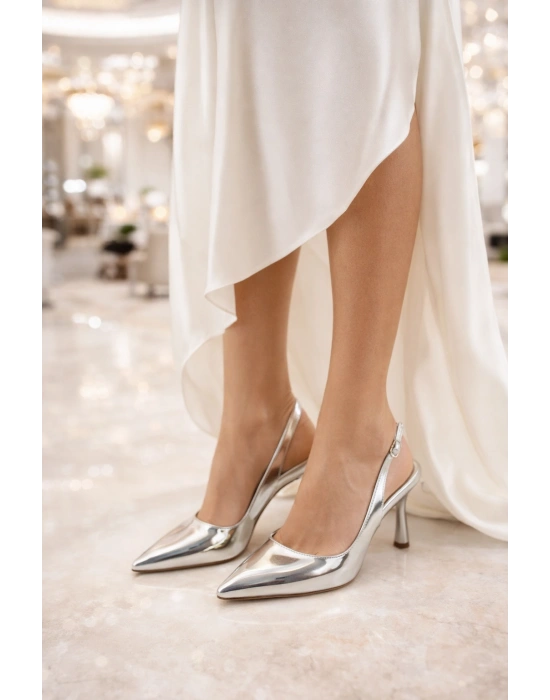 Zarif Sivri Burun Kadın Topuklu Ayakkabı