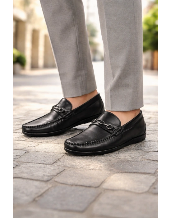 Erkek Siyah Deri Loafer Ayakkabı – Şık ve Rahat Günlük/Klasik Model