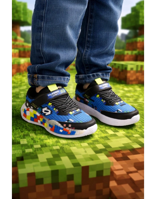 Erkek Çocuk Anarok Taban Spor Ayakkabı – Renkli Piksel Desenli, Rahat ve Kaymaz