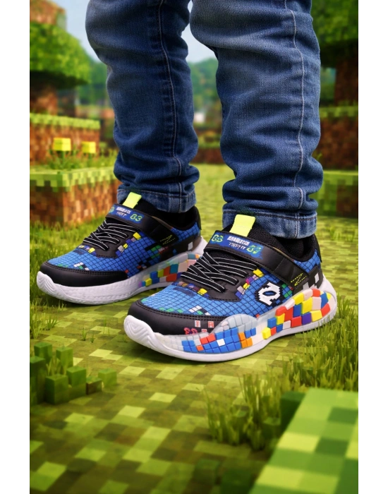 Erkek Çocuk Anarok Taban Spor Ayakkabı – Renkli Piksel Desenli, Rahat ve Kaymaz