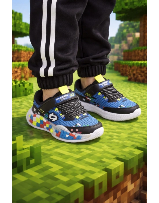 Erkek Çocuk Anarok Taban Spor Ayakkabı – Renkli Piksel Desenli, Rahat ve Kaymaz