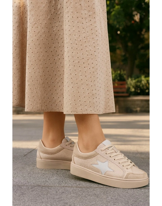 Günlük Kadın Sneaker Bağcıklı Detaylı Yüksek Taban Rahat Ayakkabı