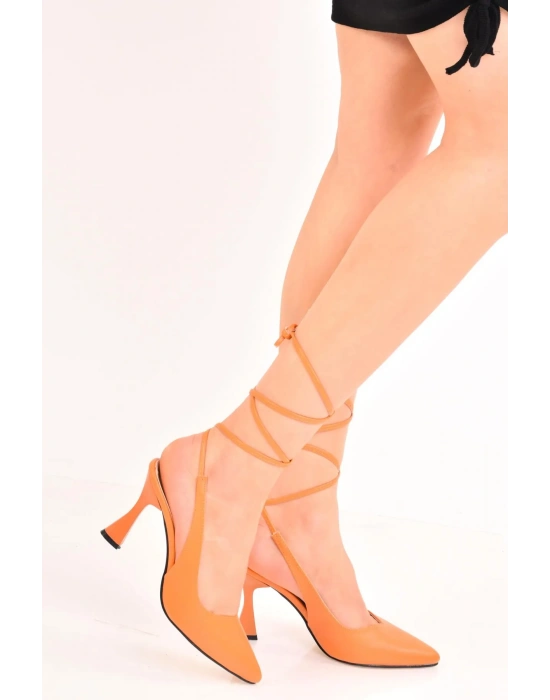 Kadın Bilekten Bağlamalı Kadeh Ökçe Klasik Topuklu Ayakkabı