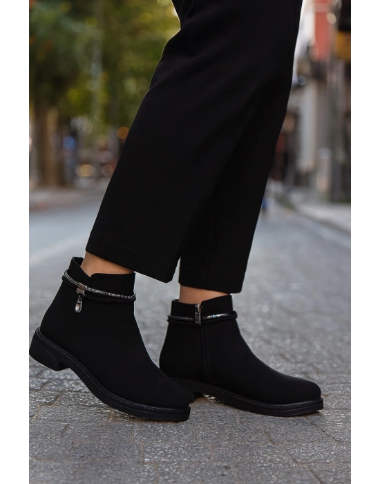 Kadın Cilt ve Nubuk Aksesuar Detaylı Fermuarlı Rahat Kışlık Bot Kaymaz Taban