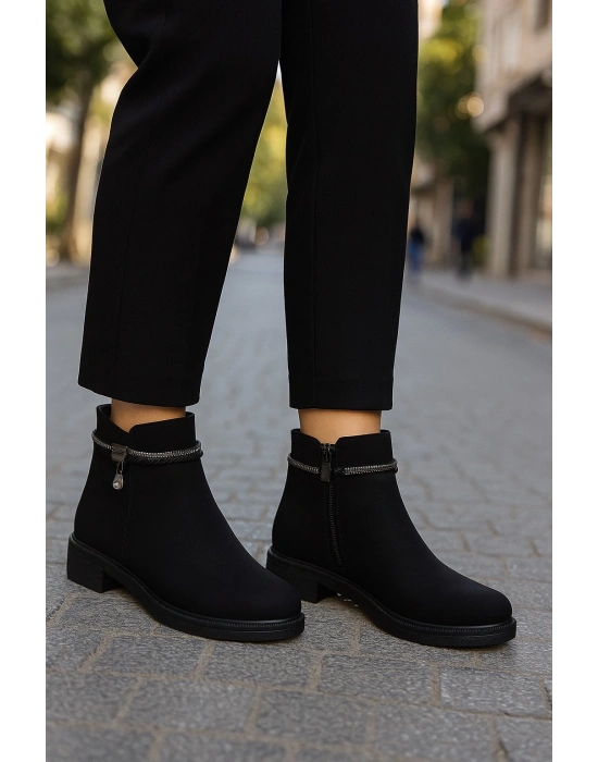 Kadın Cilt ve Nubuk Aksesuar Detaylı Fermuarlı Rahat Kışlık Bot Kaymaz Taban