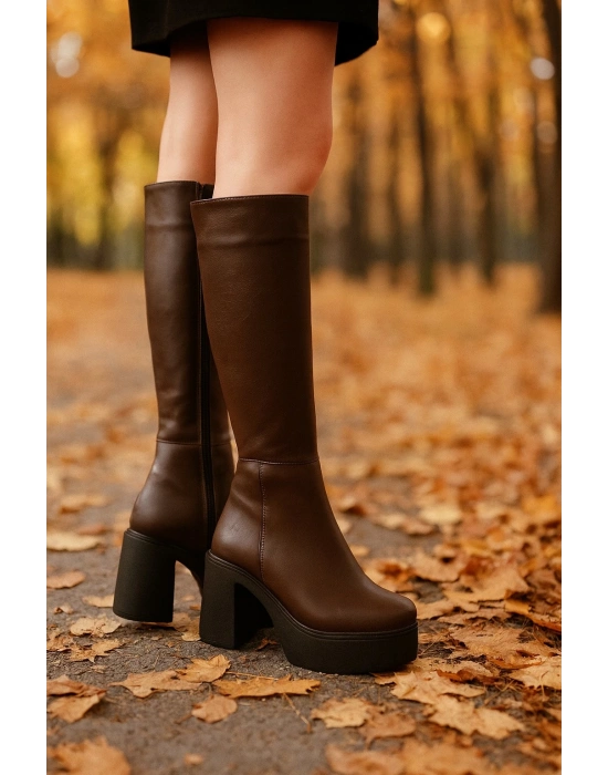 Kadın Fermuarlı Yüksek Topuklu Şık Çizme