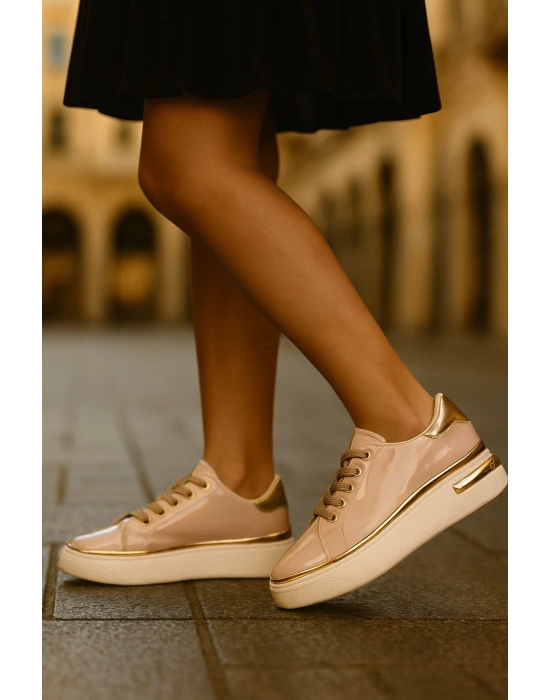 Kadın İnce Şerit Detaylı Kalın Taban Spor Ayakkabı