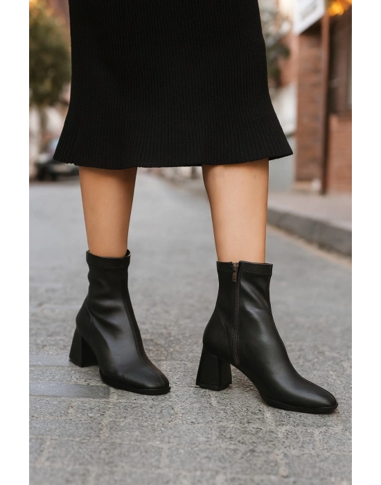 Kadın Küt Burunlu Topuklu Kadın Streç Bot