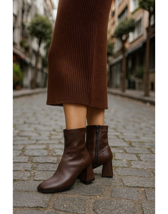 Kadın Küt Burunlu Topuklu Kadın Streç Bot