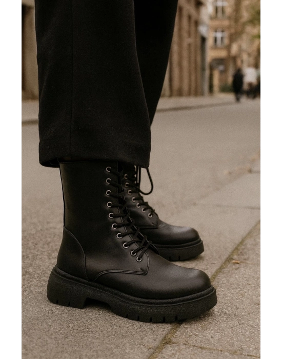 Kadın Postal Fermuarlı Kaymaz Taban Bot