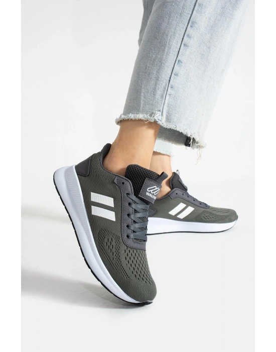 Kadın Sneaker Ayakkabı Hava Alan Konforlu ve Esnek Kullanışlı Hava Alan Ortapedik Spor Ayakkabı