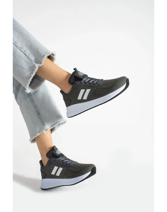 Kadın Sneaker Ayakkabı Hava Alan Konforlu ve Esnek Kullanışlı Hava Alan Ortapedik Spor Ayakkabı