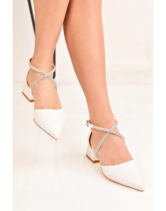 Kadın Taş Detaylı Topuklu Saten Ayakkabı