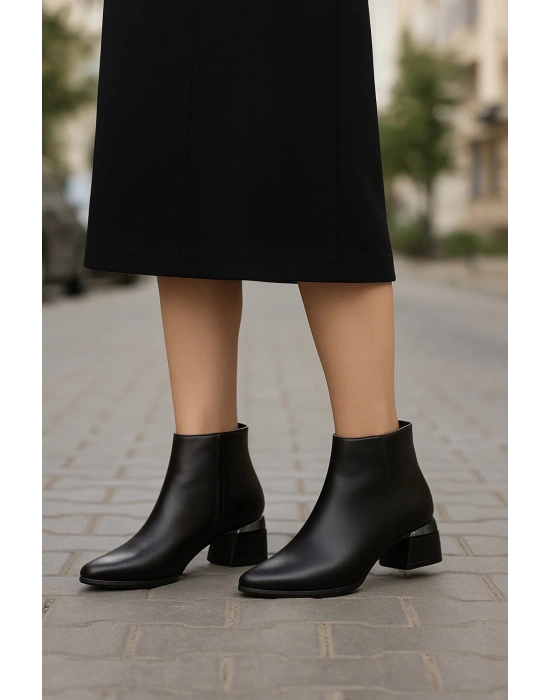 Kadın Topuk Detaylı Fermuarlı Kadın Bot