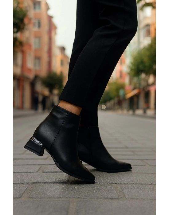 Kadın Topuk Detaylı Fermuarlı Kadın Bot
