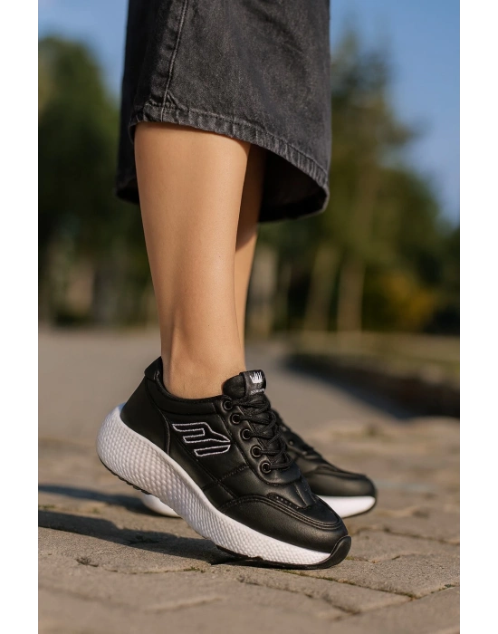 Kadın Yüksek Taban Günlük Spor Ayakkabı