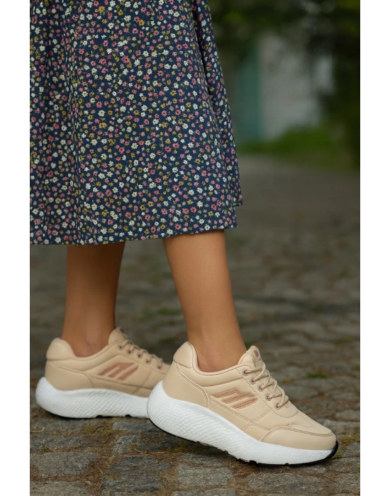 Kadın Yüksek Taban Günlük Spor Ayakkabı