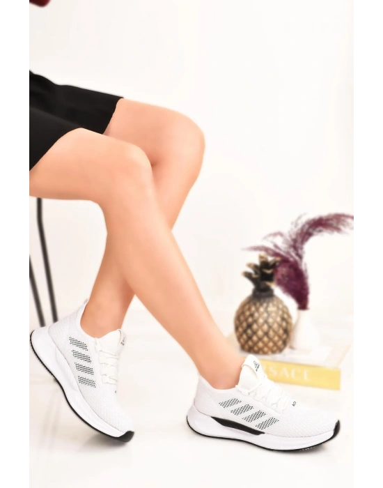 KADIN YÜRÜYÜŞ VE GÜNLÜK KULLANIM SPOR AYAKKABI