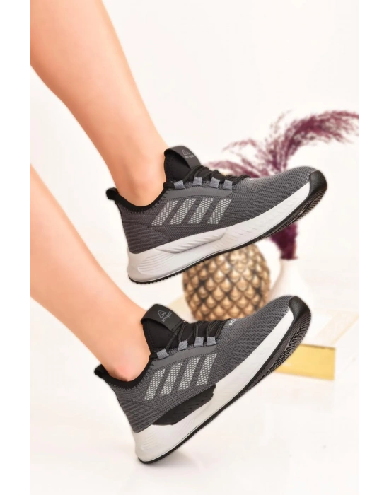 KADIN YÜRÜYÜŞ VE GÜNLÜK KULLANIM SPOR AYAKKABI