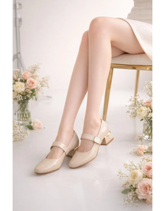 Kadın Zarif Altın Topuk veToka Detaylı ,Kare Burun Babet Ayakkabı